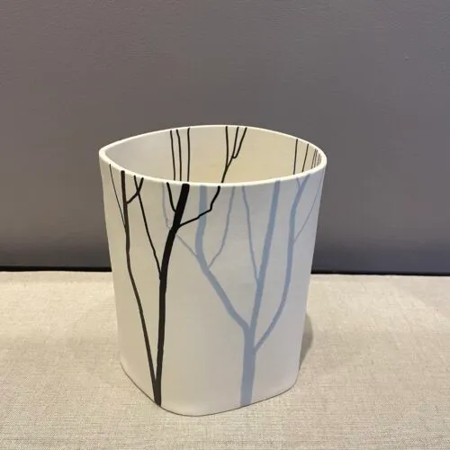 Carol Sinclair. Snowscape vessel (tall)
